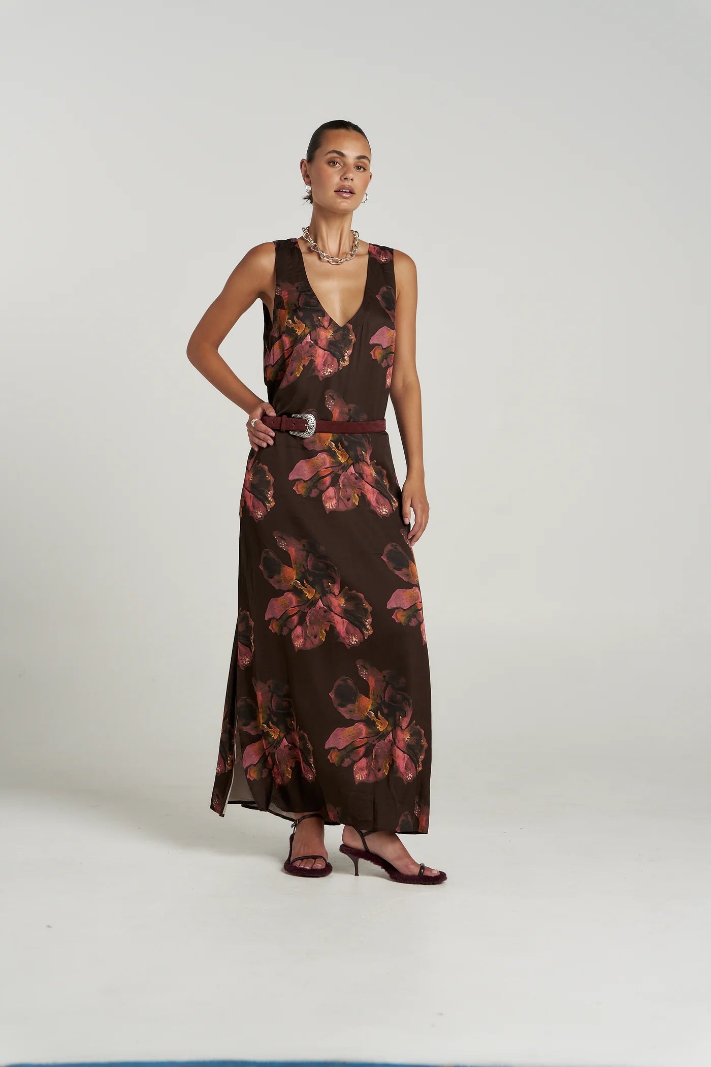 Summi Summi | V Neck Maxi - Chocolate Petals