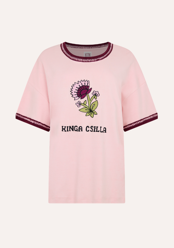 Kinga Csilla | Loto Allora tee
