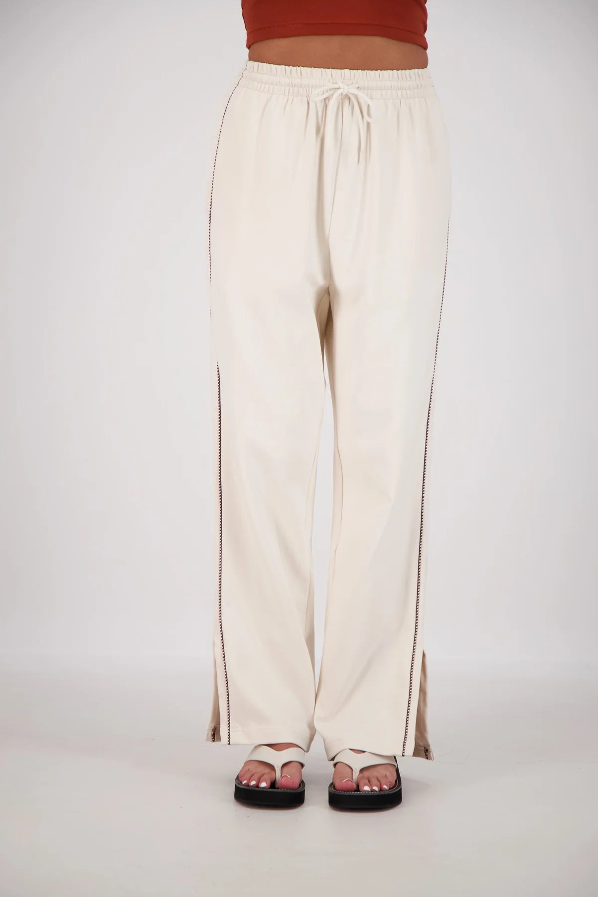 Jasmine Alexa | Manarola Trackpant Oatmeal