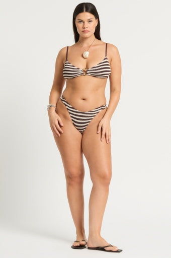 Bond- Eye | Ring Scene Brief - Sable Dot Stripe